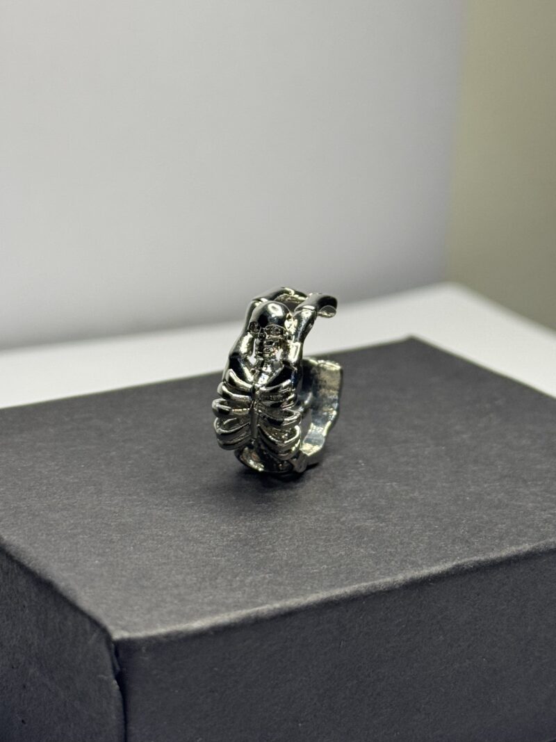 Dead Man’s Embrace Ring