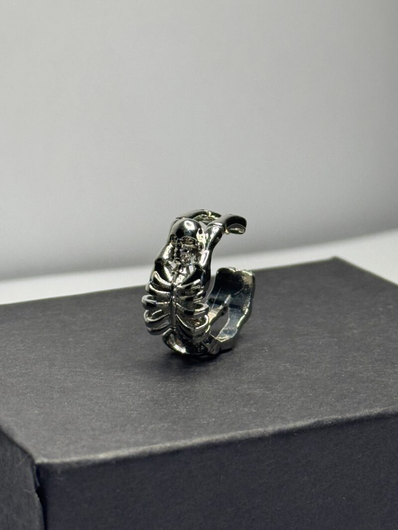 Dead Man’s Embrace Ring - Image 2